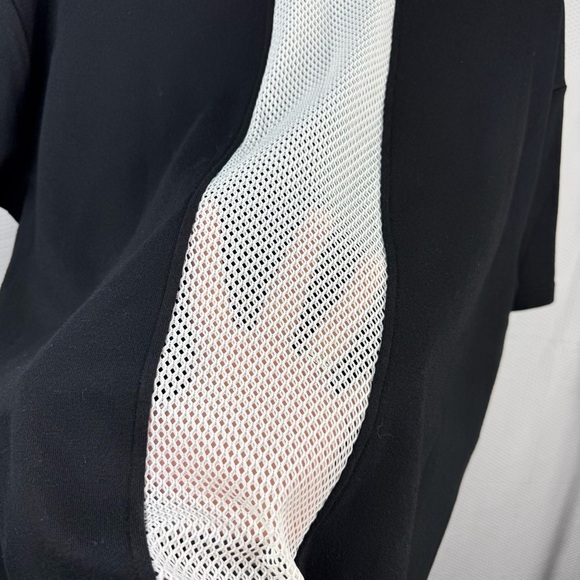 NEW Bebe Plus sport black short sleeve with sport patch woman’s shirt Size 1X - Picture 5 of 6